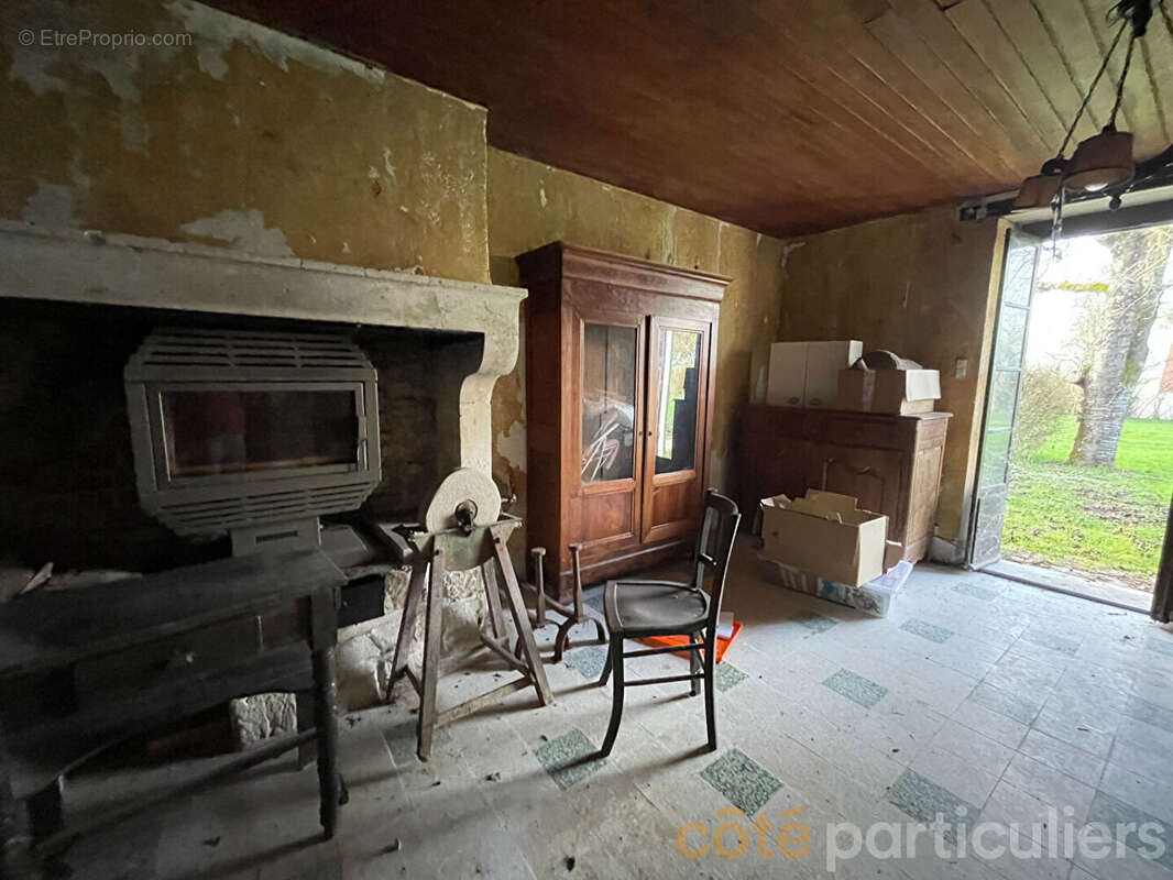 Maison à SAINT-BAUDEL