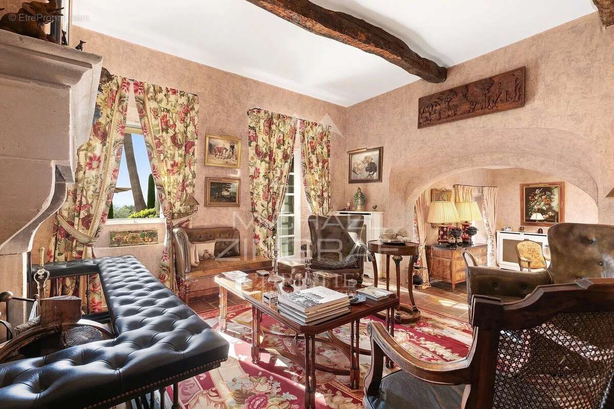 Maison à GRASSE