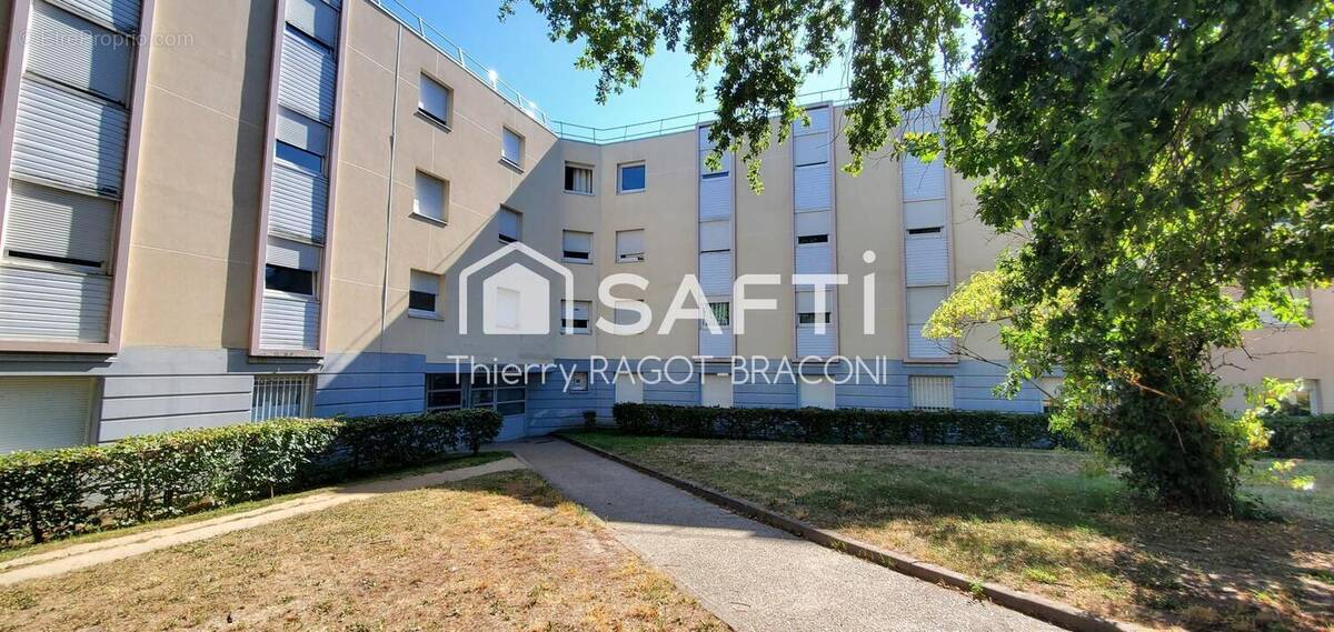 Photo 1 - Appartement à CERGY