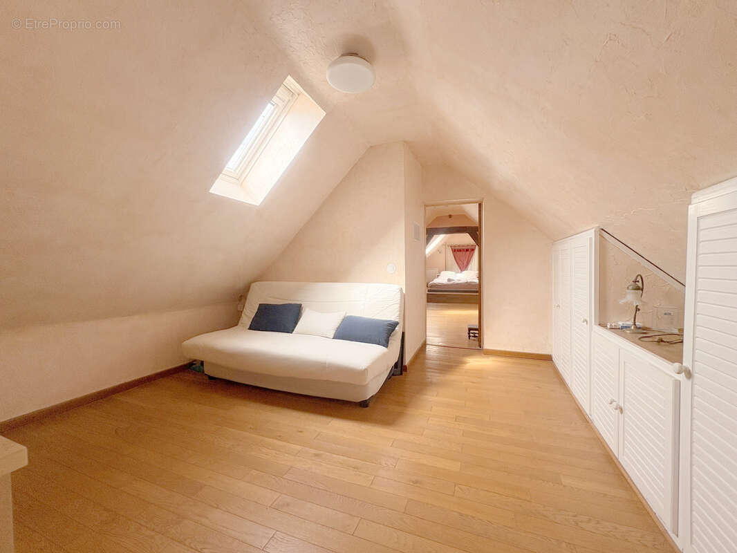 Maison à SAINTE-GENEVIEVE