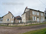 Maison à MONTREUILLON