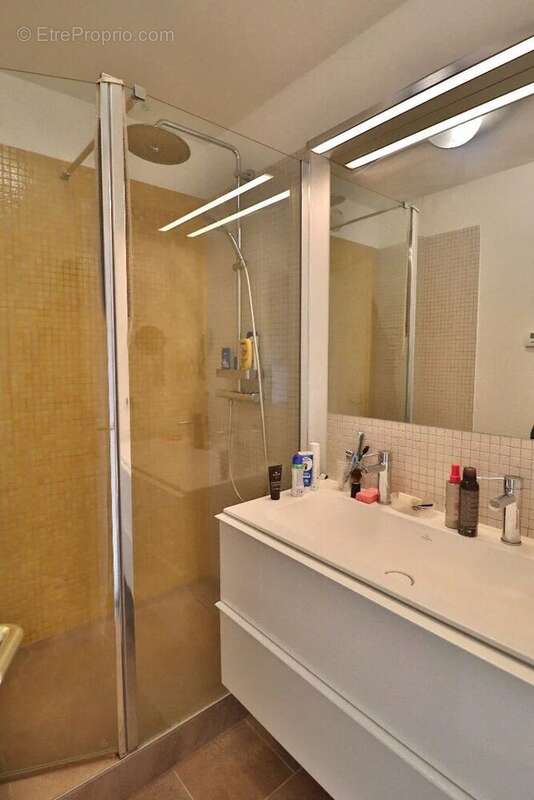 Appartement à VERRIERES-LE-BUISSON