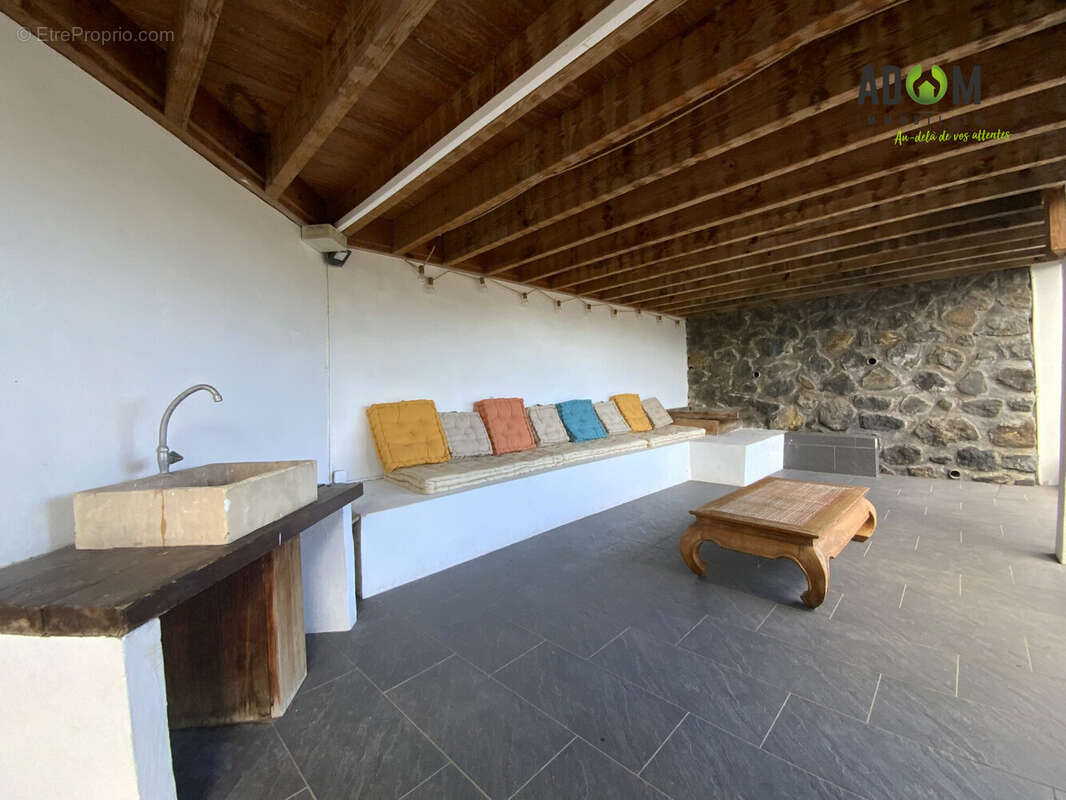 Maison 154 m² à Saint-Leu  - photo 8