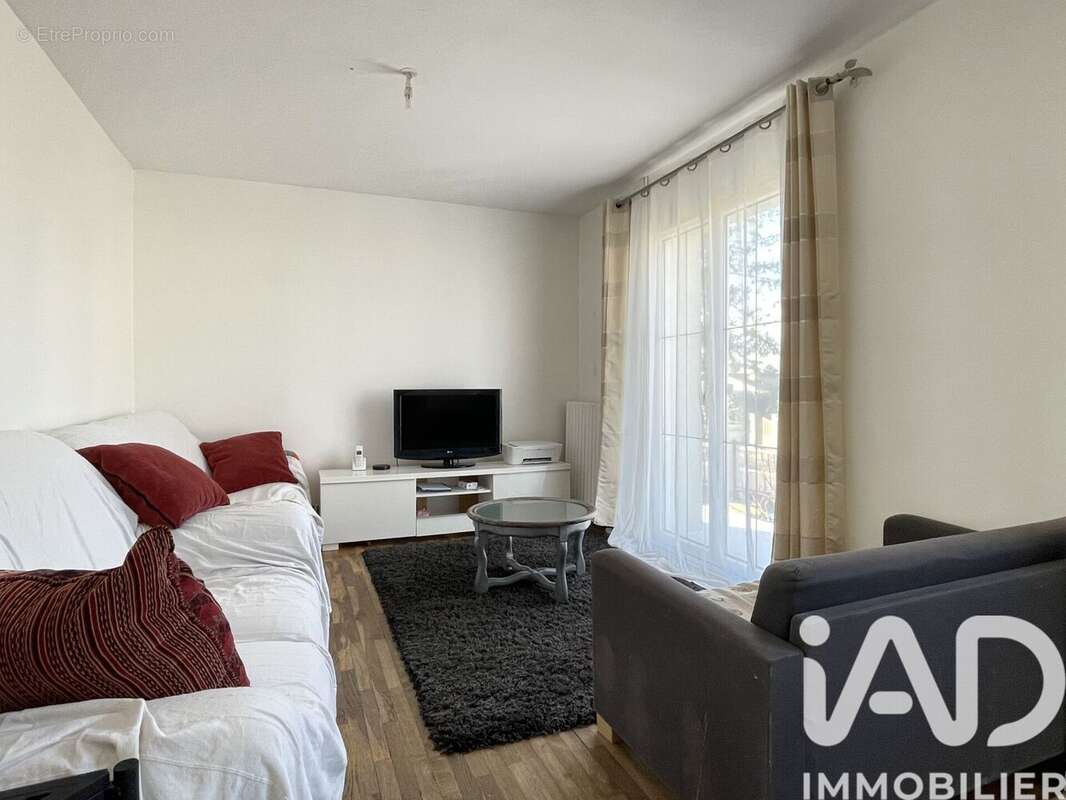 Maison 60 m² à Sainte-Genevieve  - photo 2