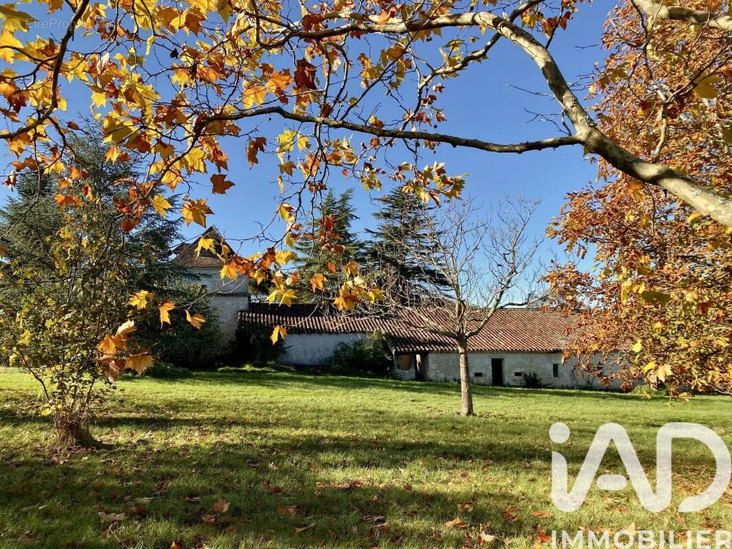 Photo 1 - Maison à PUJOLS