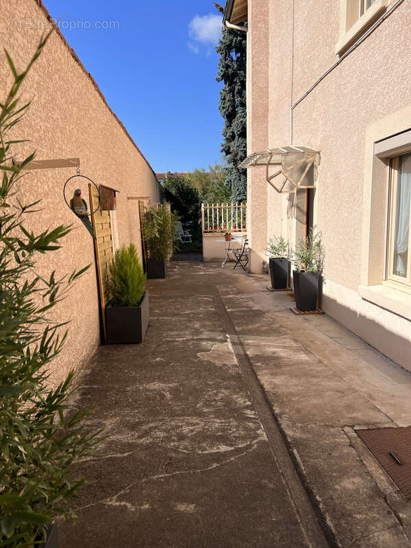 Maison à CHAMPAGNE-AU-MONT-D'OR