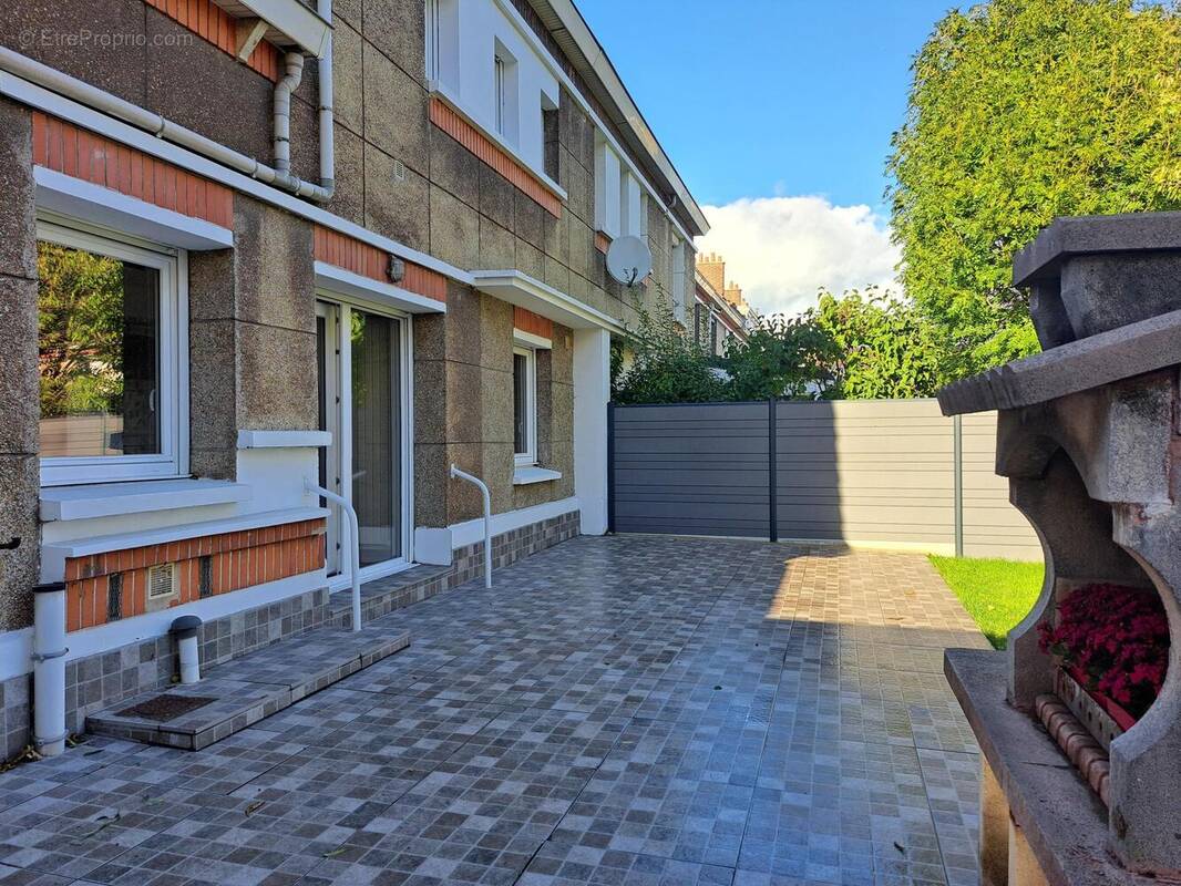 Photo 1 - Maison à DUNKERQUE