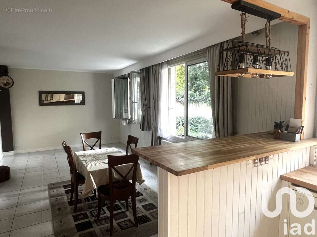 Photo 6 - Appartement à RUEIL-MALMAISON