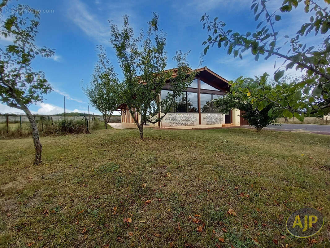 Maison à GAILLAN-EN-MEDOC