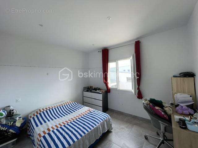 Appartement à VILLENEUVE