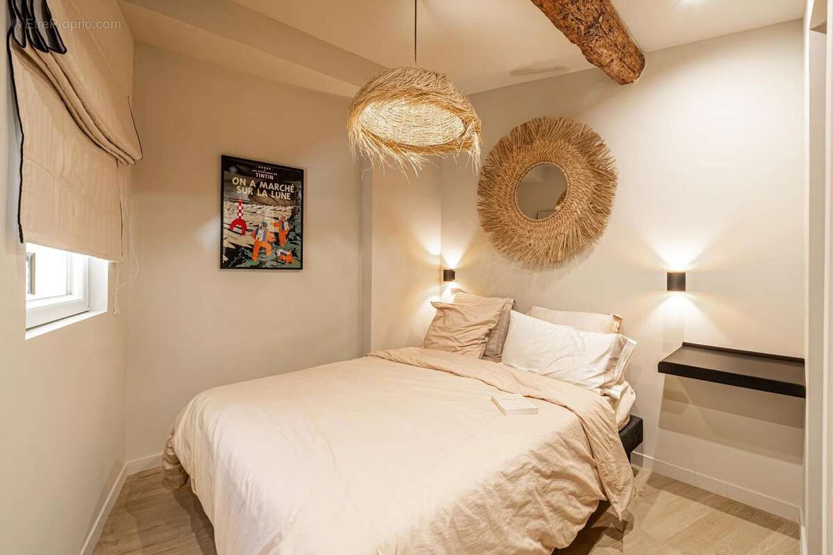 Nice - Vieux Nice - Superbe 3 pièces en duplex - Vue mer et colline du château - photo 7