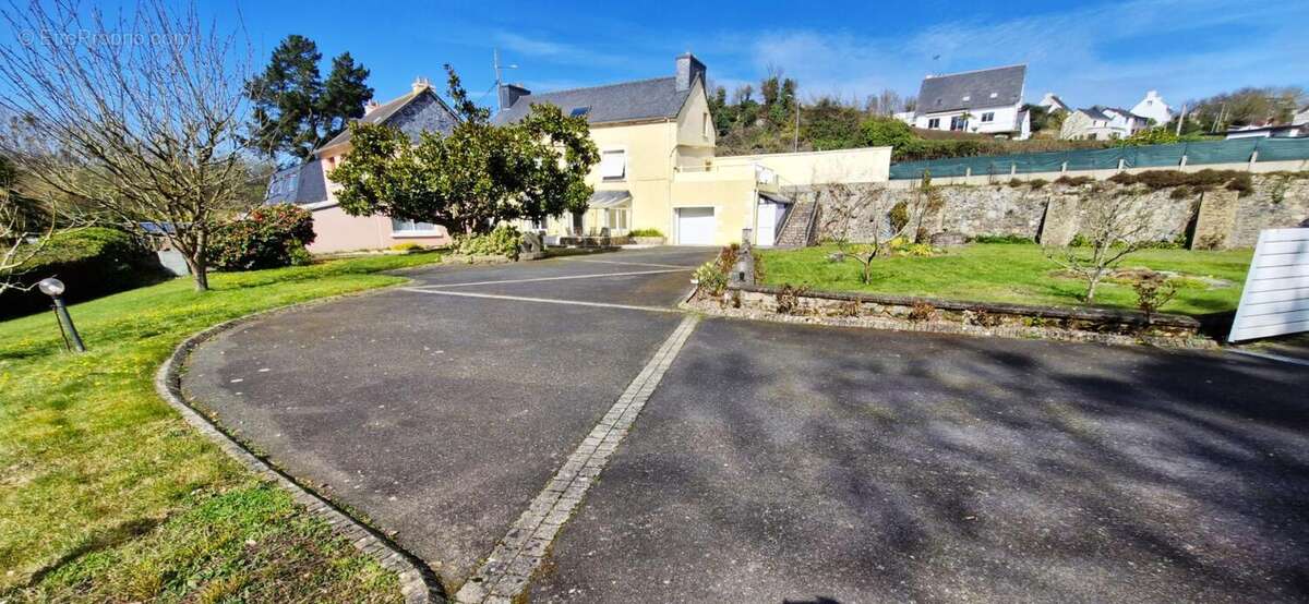Maison à ETABLES-SUR-MER