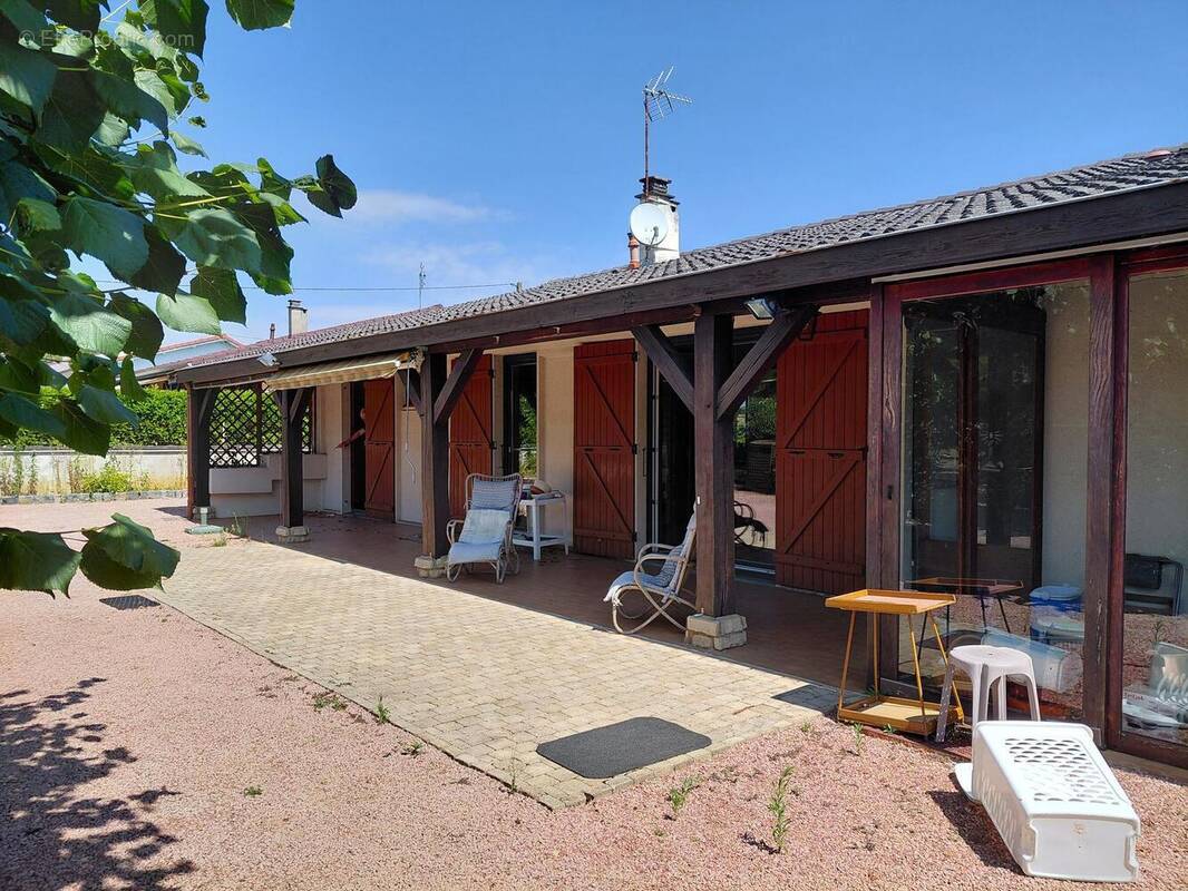 Photo 1 - Maison à CHARLIEU