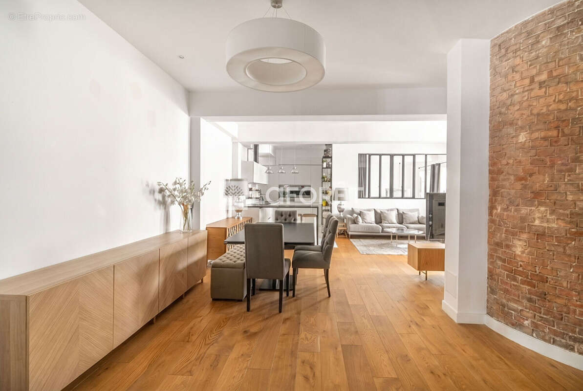 Dernier etage - calme - lumineux - refait a neuf - photo 16