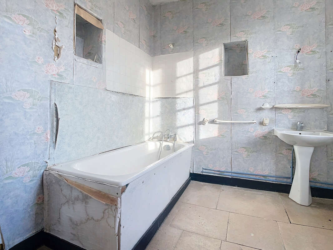 Maison à GRANDCAMP-MAISY