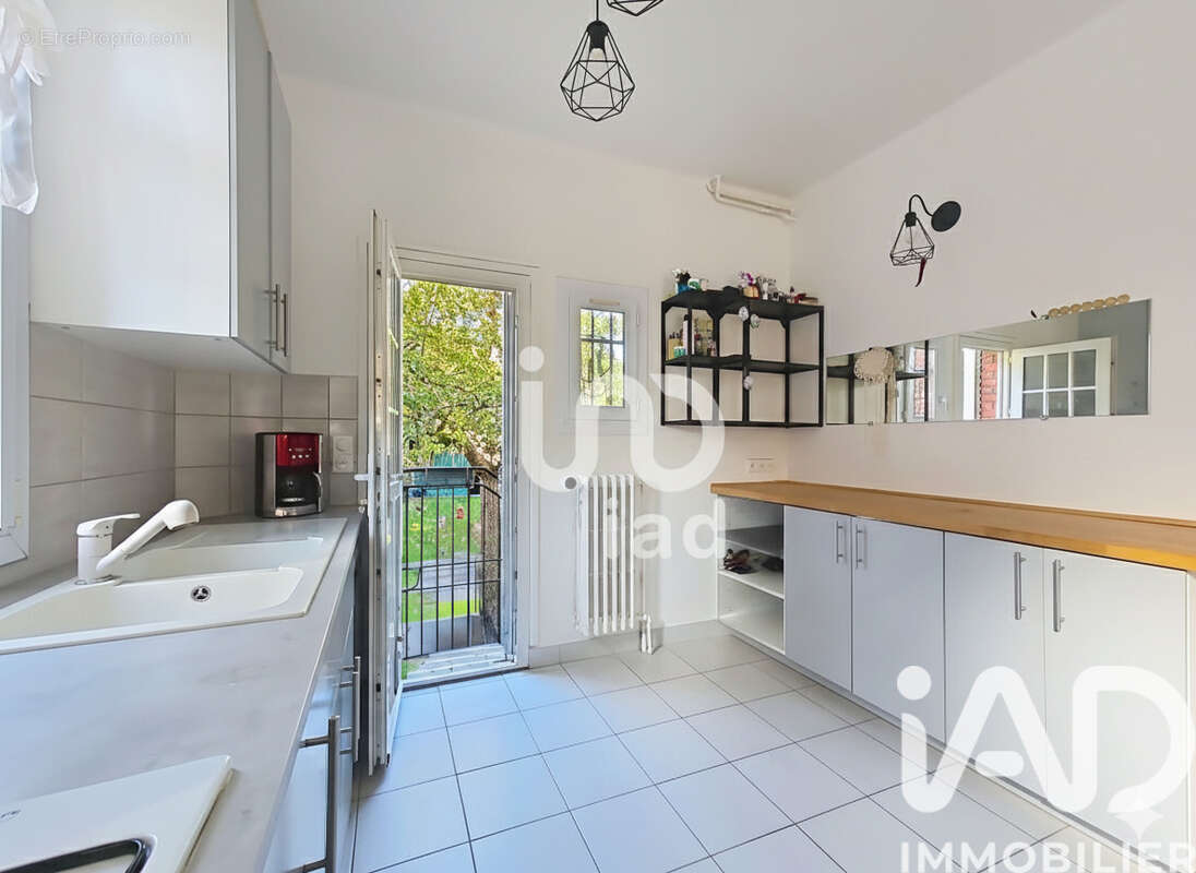 Photo 6 - Maison à SURESNES