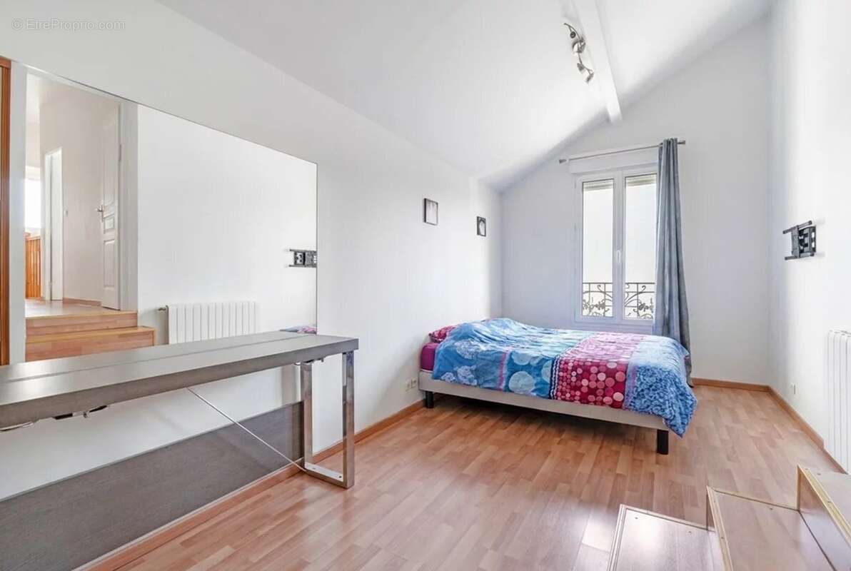 Maison à MAISONS-ALFORT