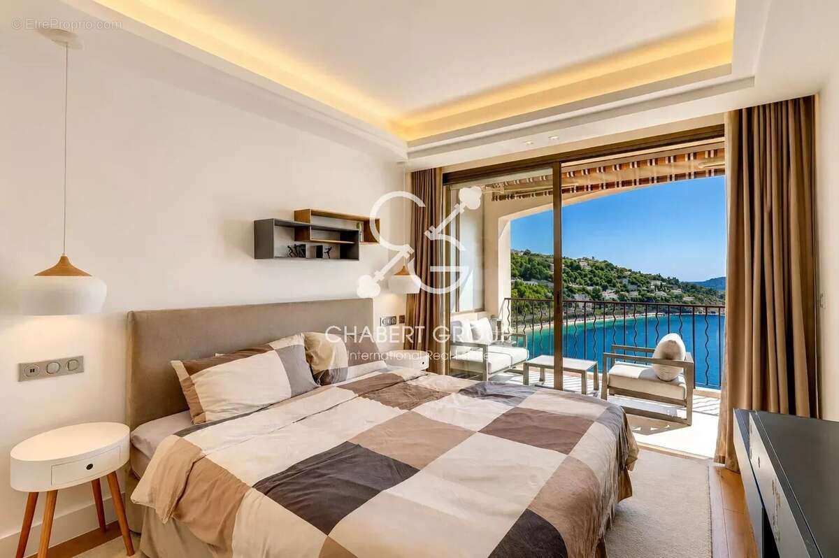 Appartement à VILLEFRANCHE-SUR-MER