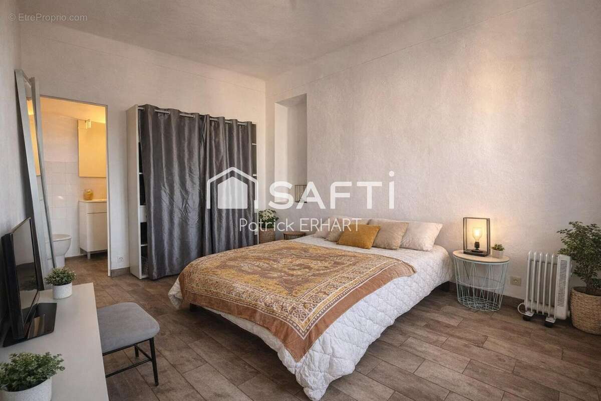 Photo 3 - Appartement à ROQUEBRUNE-SUR-ARGENS