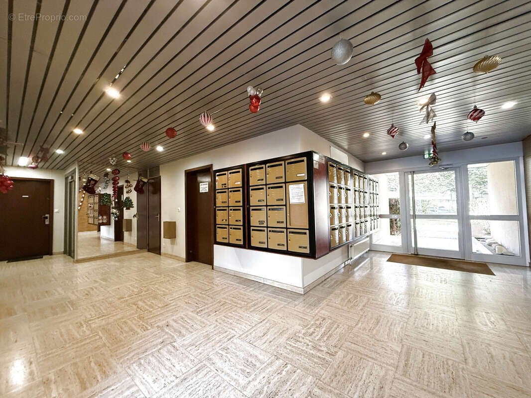 Appartement à SAINT-ETIENNE