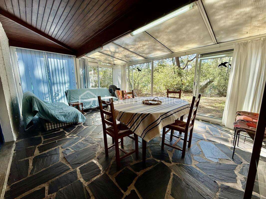 Maison à LES MATHES