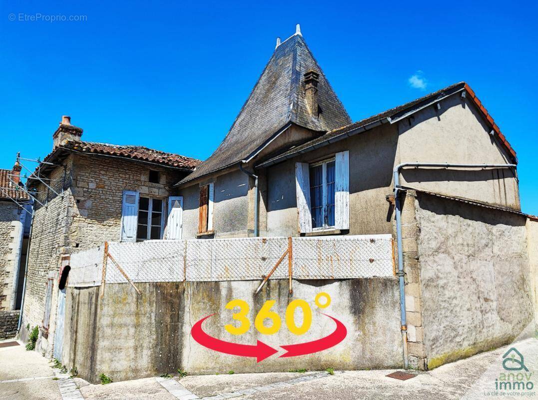 Maison à USSON-DU-POITOU