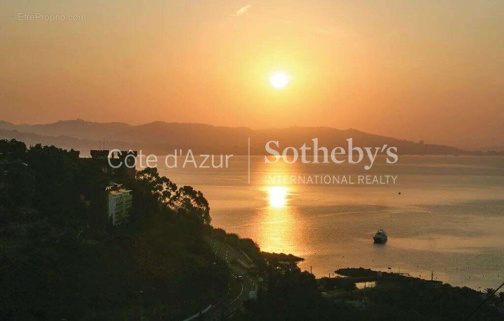 Maison à THEOULE-SUR-MER