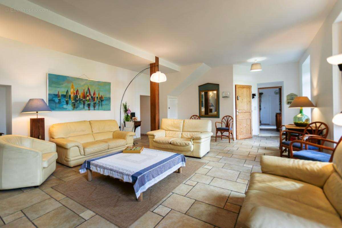 Manoir proche Penvenan  630 m2, 17 pièces, 12 chambres - photo 12