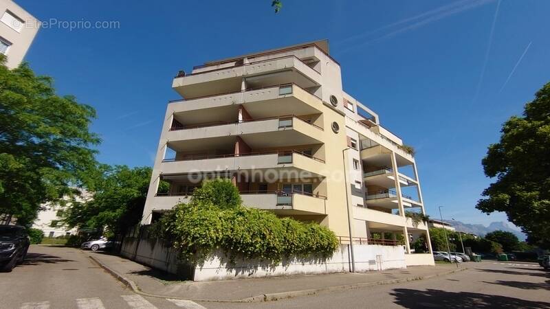 Appartement à ECHIROLLES