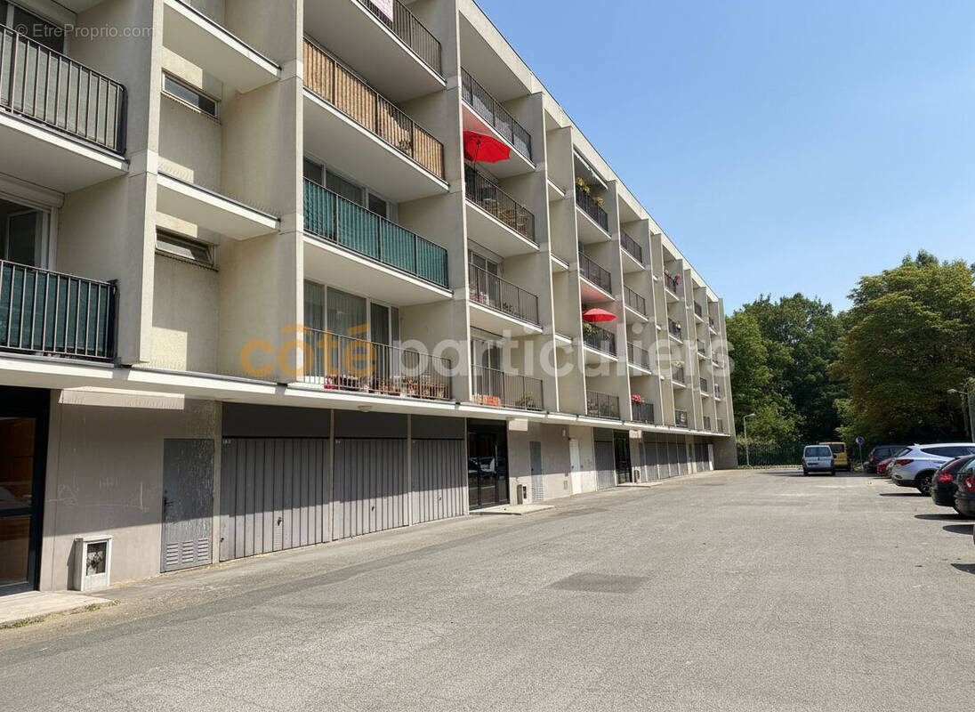 Appartement à VILLENEUVE-SAINT-GEORGES