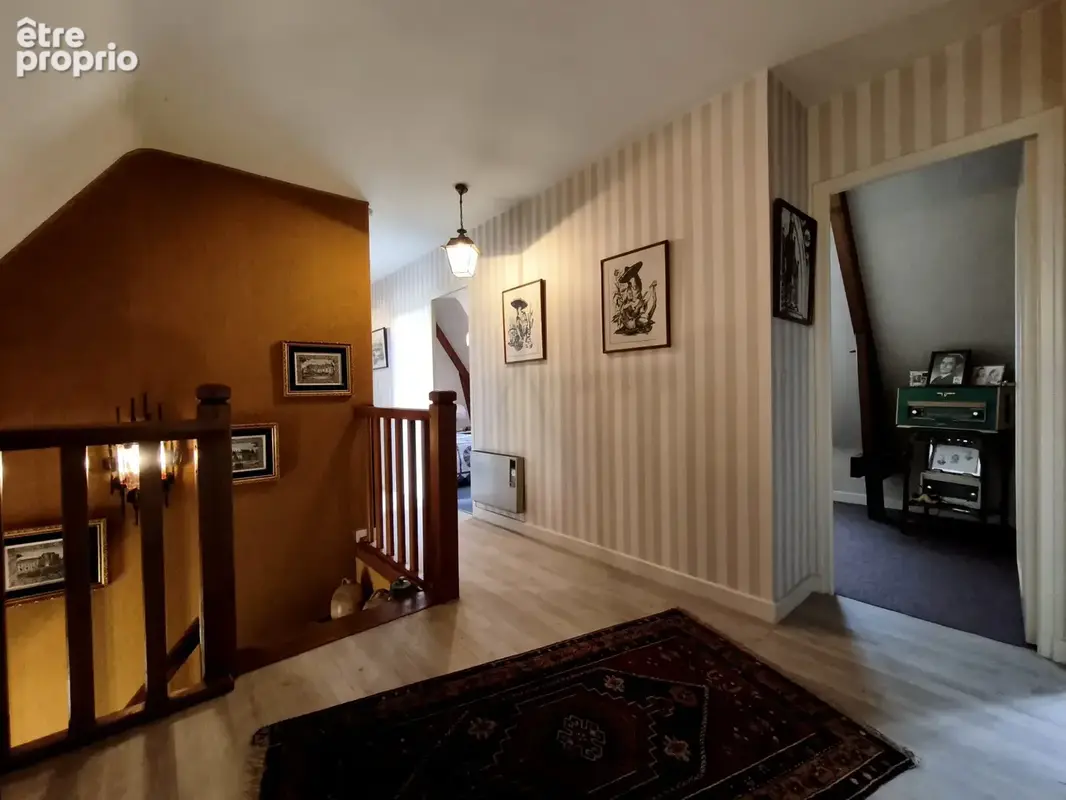 Maison 10 pièces 156 m² à vendre à Ferolles (45150) - photo 9