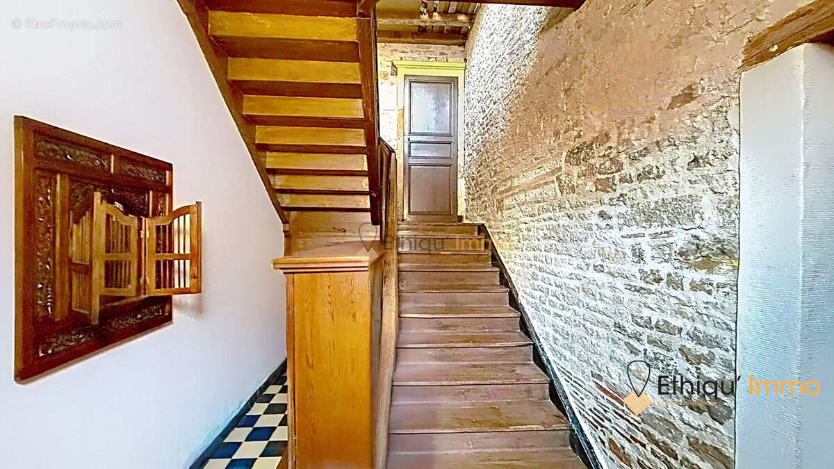 Maison à BAR-SUR-AUBE