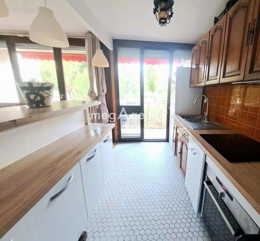 Appartement à CHILLY-MAZARIN