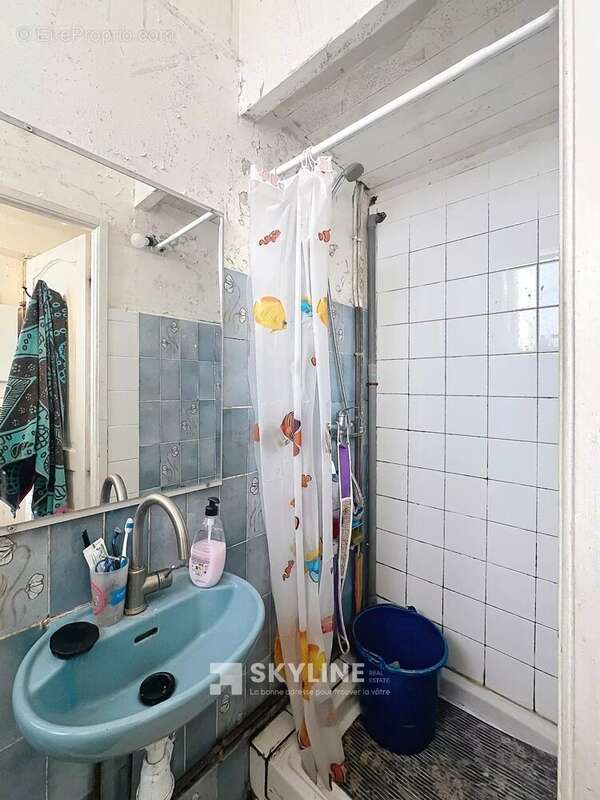 Appartement à MARSEILLE-3E