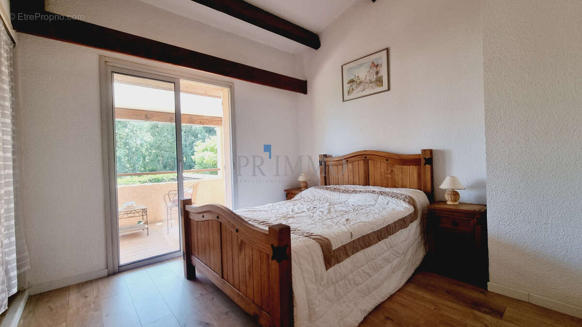 Villa provençale à Valescure, secteur les Golfs - photo 10