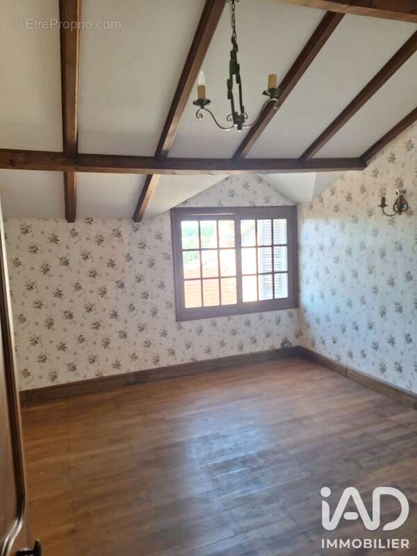 Maison 138 m² à Chauvigny  - photo 6