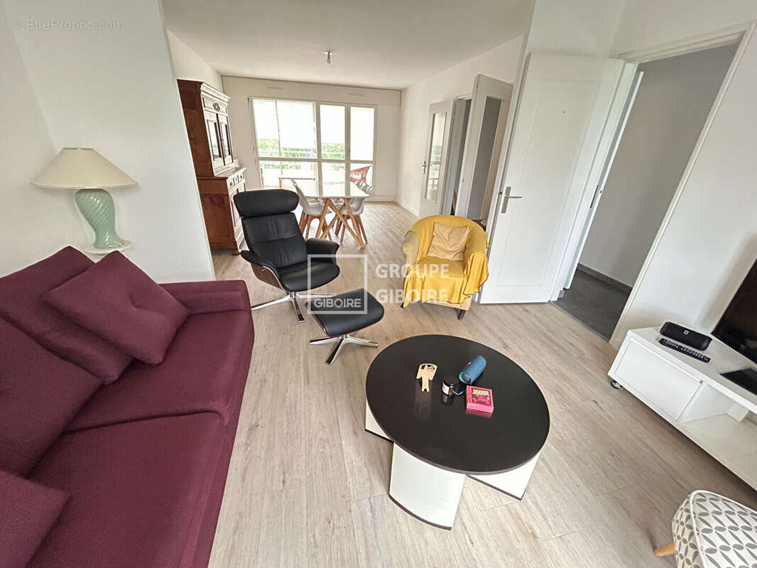 A vendre - agence Giboire - RENNES CENTRE VILLE - quartier Colombier - Appartement Rennes T3 d'environ 73m2 - photo 7