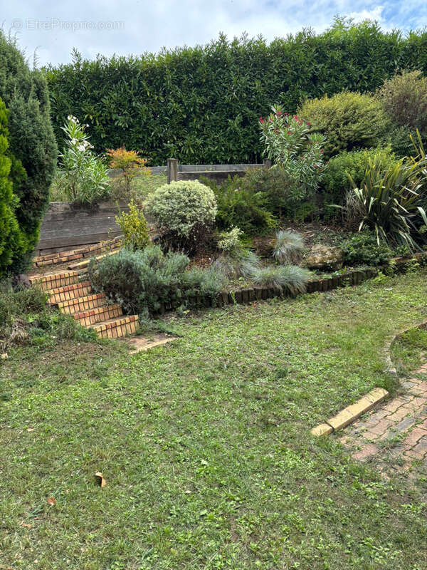 Maison à MONTLIGNON