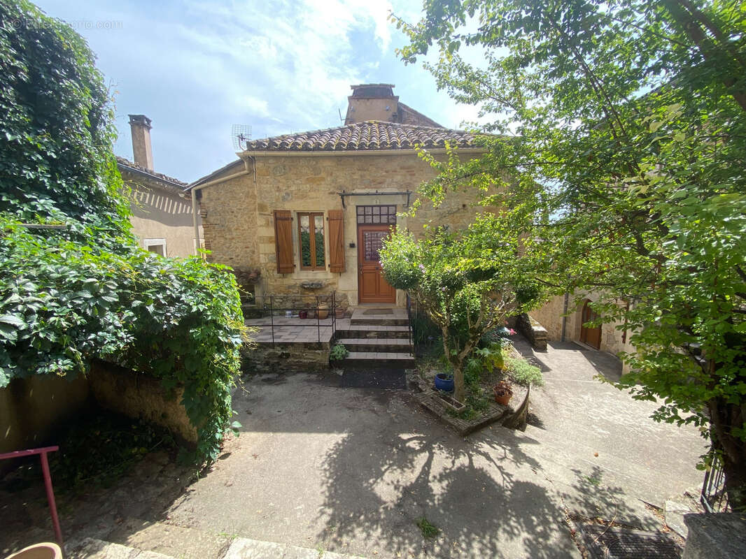 Maison à PUY-L'EVEQUE