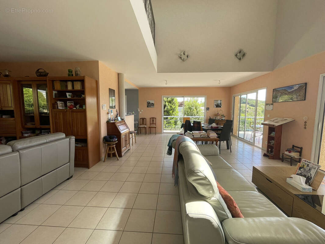Photo 4 - Maison à AMPLEPUIS