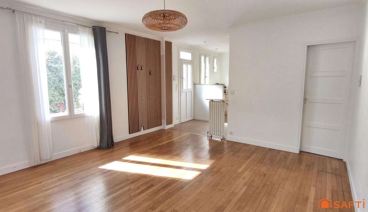 Photo 4 - Maison à L'ETANG-LA-VILLE