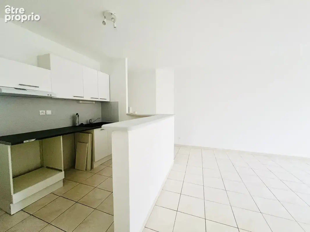 Vente appartement 3 pièces avec terrasse - photo 3