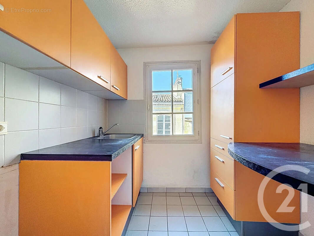 Appartement à BORDEAUX