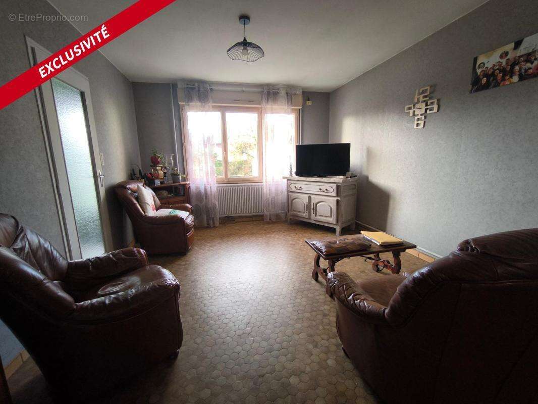 Maison à CHAZE-HENRY