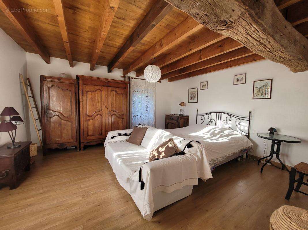 Maison à SAINT-MARTIN-DES-PRES