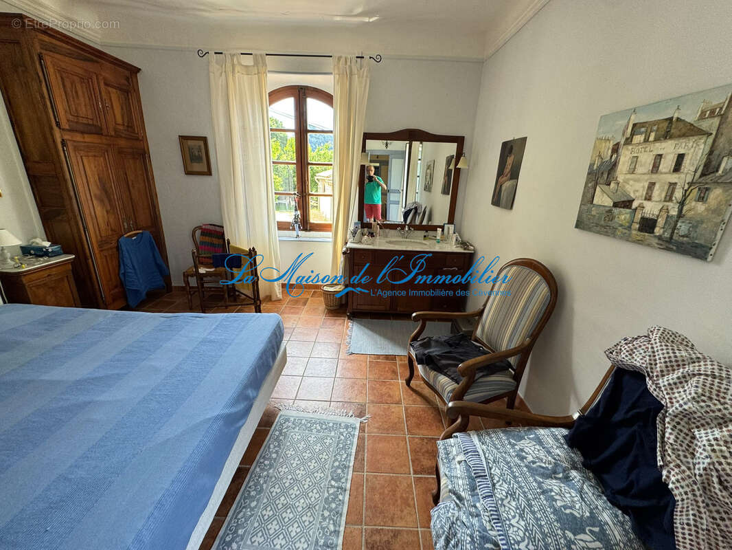 A proximité de la Bambouseraie d'Anduze, maison en pierres de caractère F4 avec terrasse et jardin - photo 9
