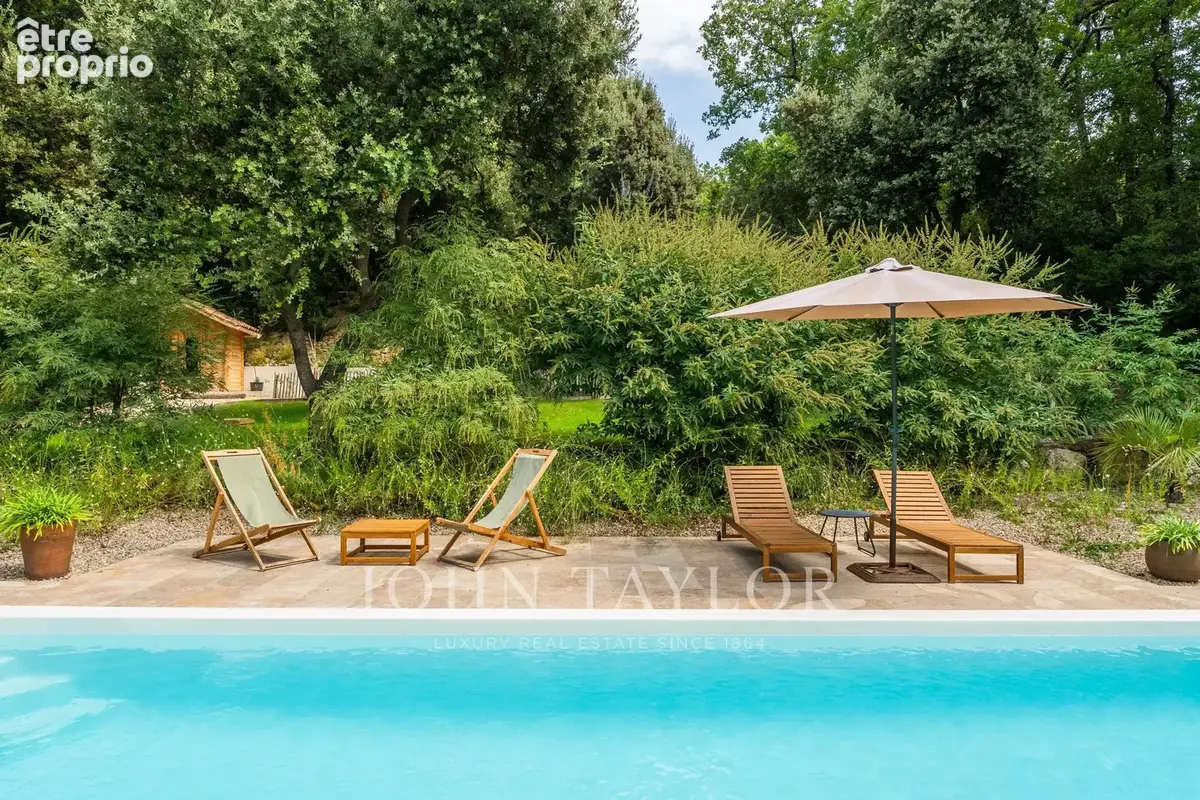 Magnifique maison 7 pièces avec piscine à Vernègues - photo 10