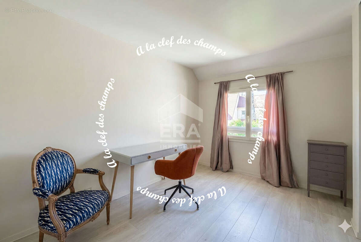 Maison à GIF-SUR-YVETTE