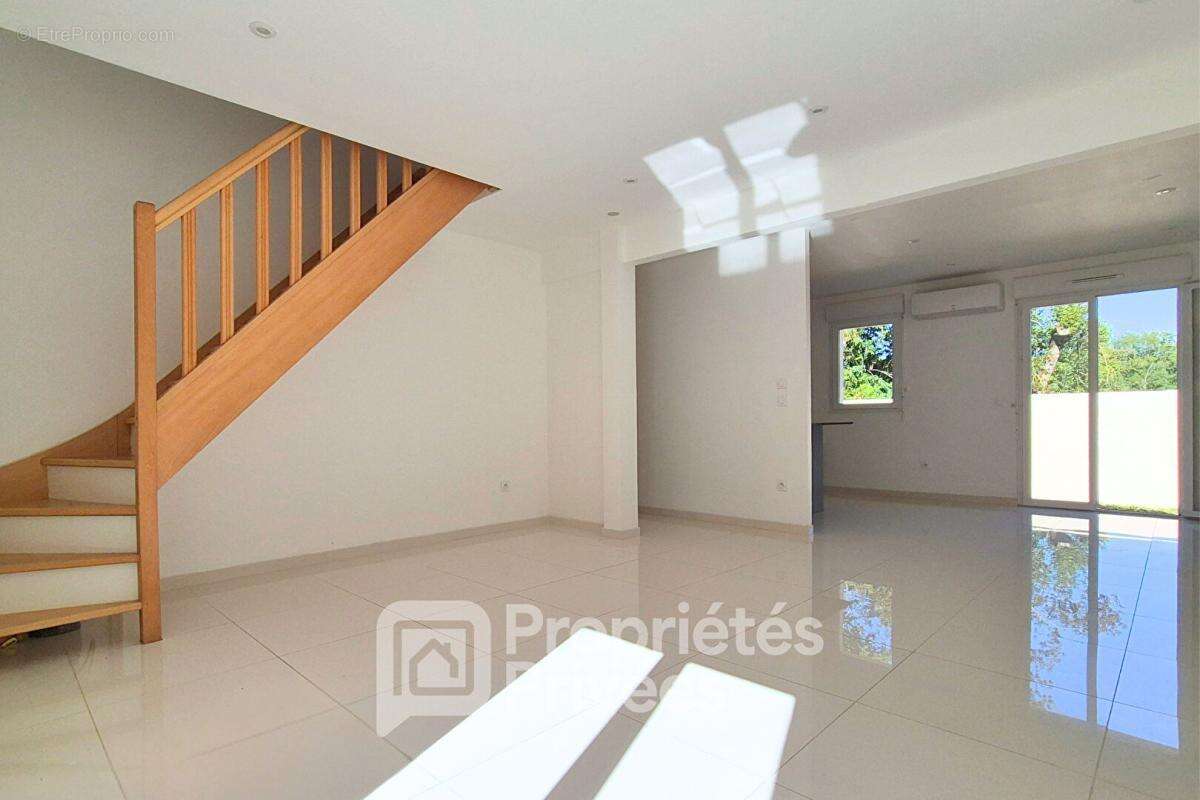 Maison à SERMAISE