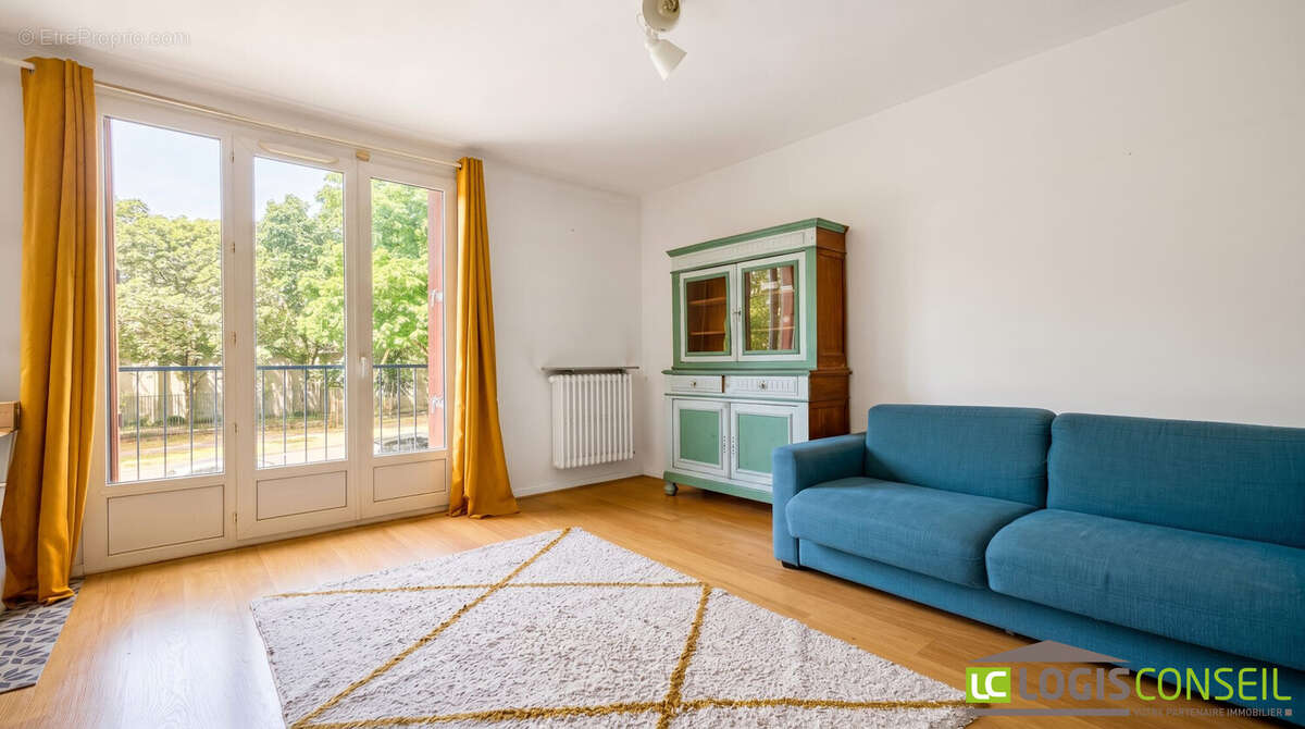 Appartement à CHATILLON